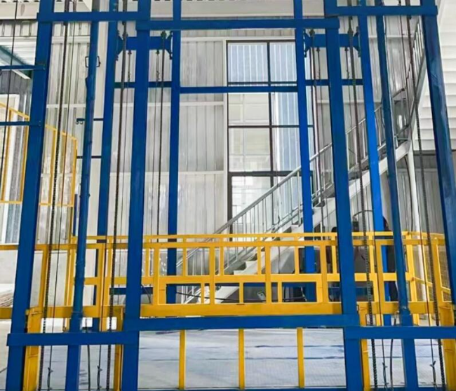 铁东升降货梯载重范围在多少